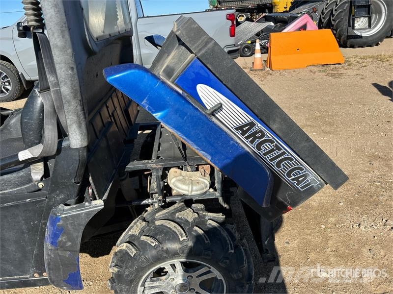 Arctic Cat 700 4x4 Side By Side سيارات