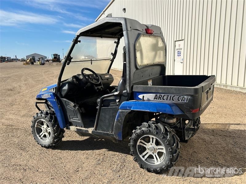 Arctic Cat 700 4x4 Side By Side سيارات