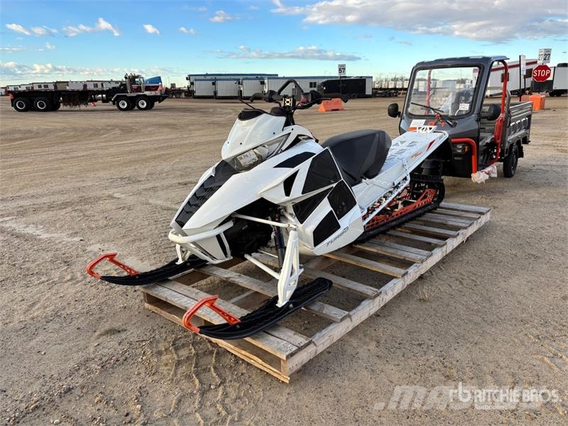 Arctic Cat M1100 TRB 162 Snowmobile Снегоходы