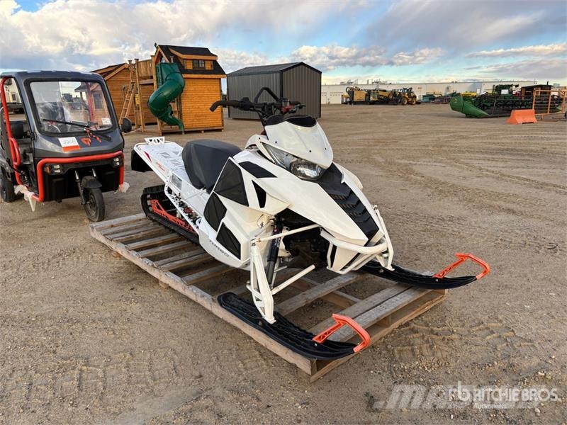 Arctic Cat M1100 TRB 162 Snowmobile Снегоходы