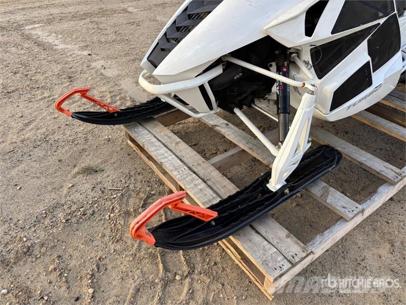 Arctic Cat M1100 TRB 162 Snowmobile Снегоходы