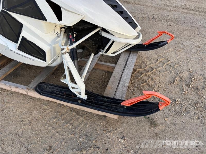 Arctic Cat M1100 TRB 162 Snowmobile Снегоходы