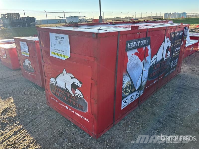 Arctic Shelter 70 ft x 30 ft x 22 ft Storage Building (Unused) Stahlrahmenaufbauten