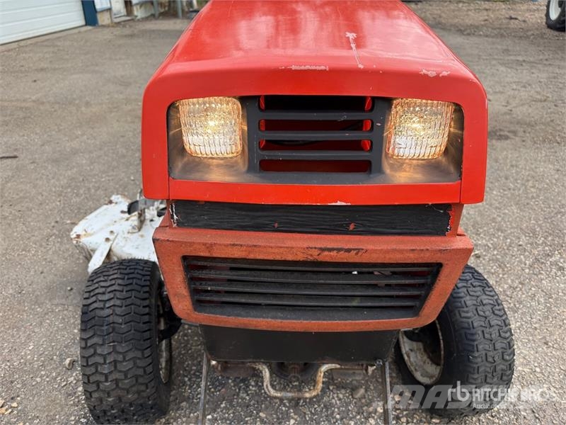 Ariens GT18 4x2 Ride-On Lawn Mower Mobil çim biçme makineleri