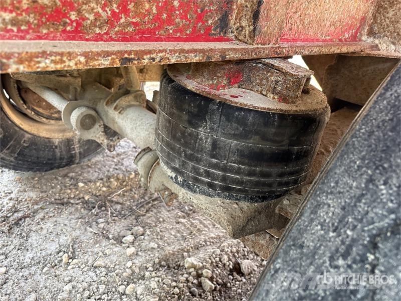 Arnes 27 ft T/A Armour Rock End Dump Trailer Przyczepy wywrotki