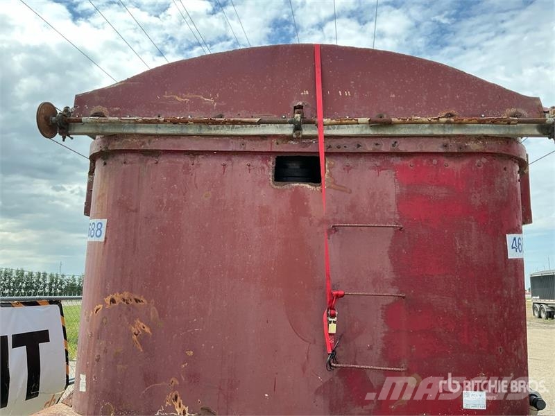 Arnes 27 ft Tri/A End Dump Trailer Bañera
