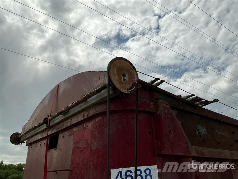 Arnes 27 ft Tri/A End Dump Trailer Bañera
