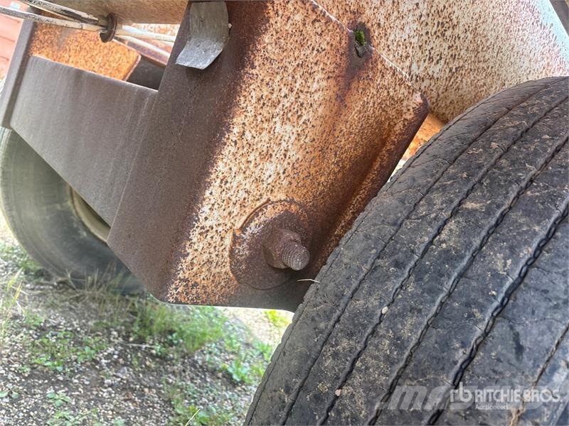 Arnes 29 ft T/A Belly Dump Trailer Kiper prikolice