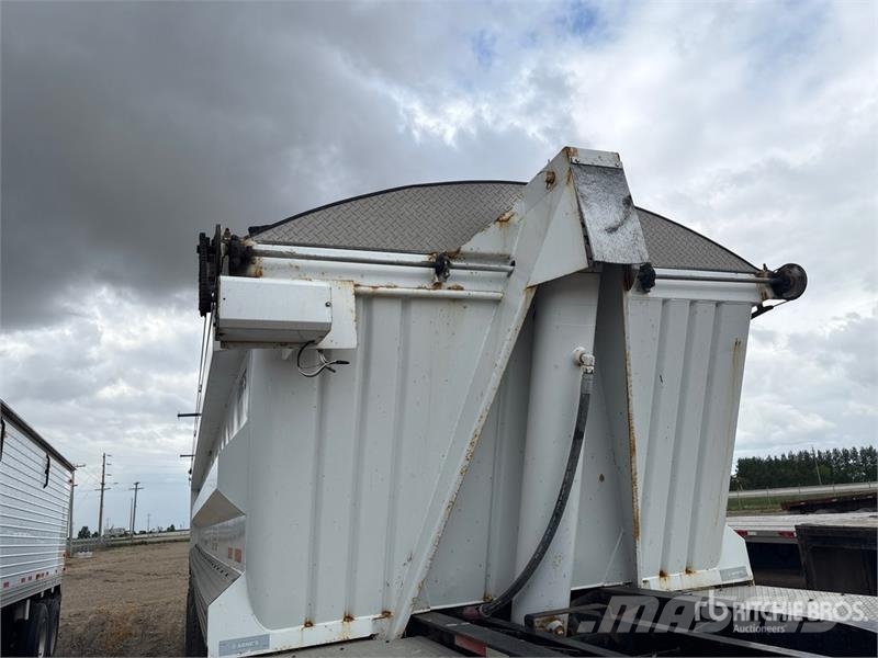 Arnes 29 ft Tri/A End Dump Trailer Damperli römorklari