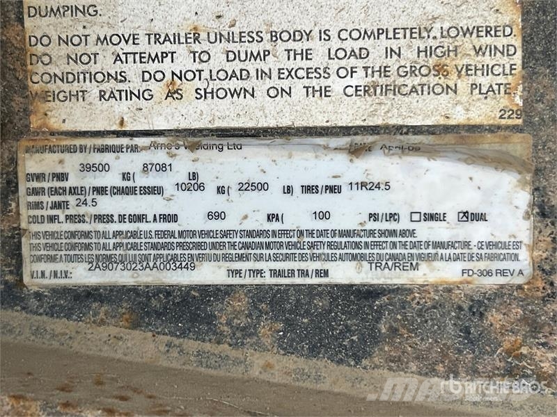 Arnes 30 ft T/A End Dump Trailer Kipper
