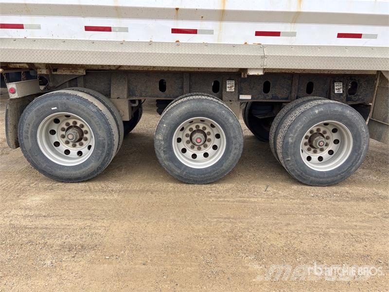 Arnes 30 ft Tri/A End Dump Trailer 自卸拖车