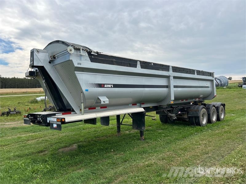 Arnes 33 ft Tri/A End Dump Trailer Kipper