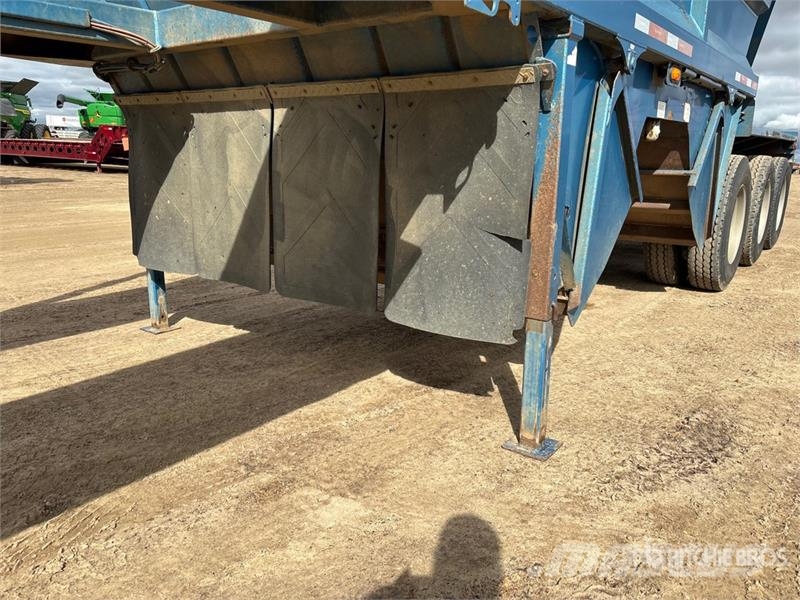 Arnes 36 ft Tri/A Belly Dump Trailer Kipper