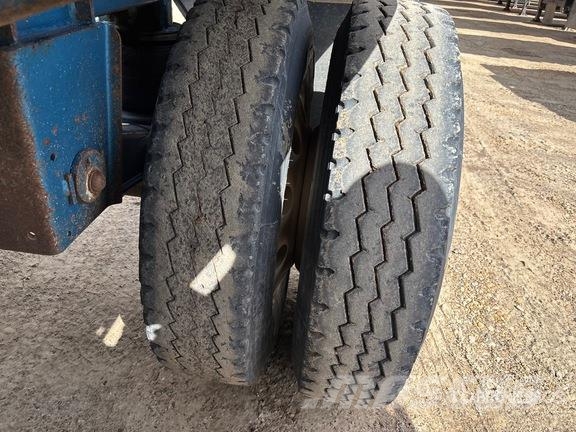 Arnes 36 ft Tri/A Belly Dump Trailer Kipper