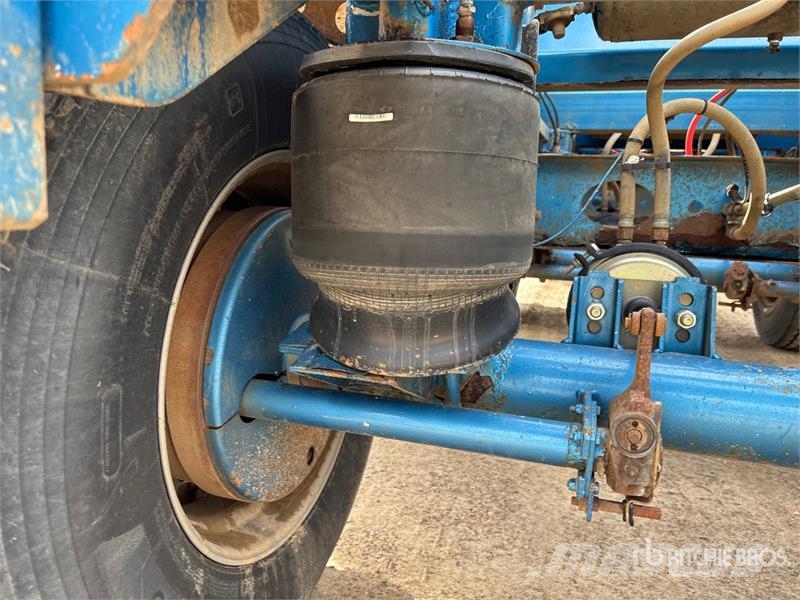 Arnes 36 ft Tri/A Belly Dump Trailer Kipper
