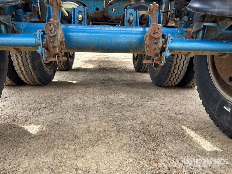 Arnes 36 ft Tri/A Belly Dump Trailer Kipper