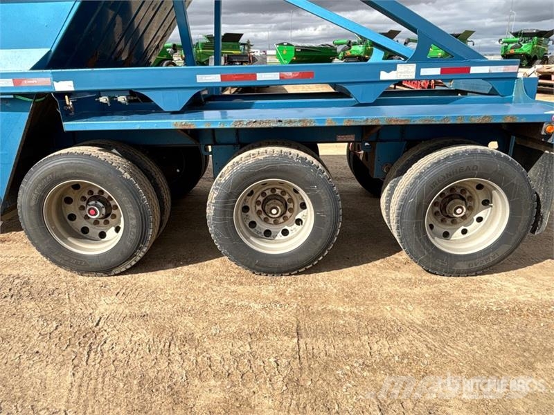 Arnes 36 ft Tri/A Belly Dump Trailer Kipper