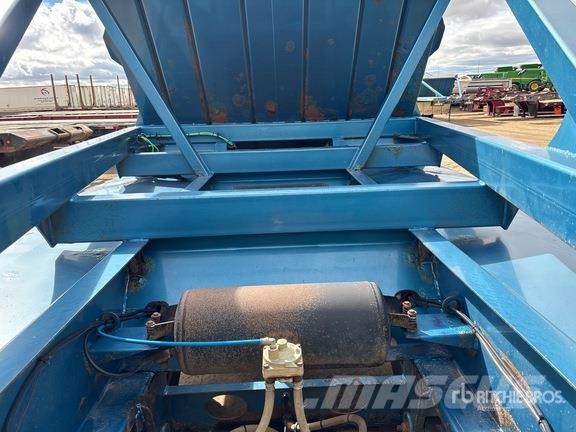 Arnes 36 ft Tri/A Belly Dump Trailer Kipper