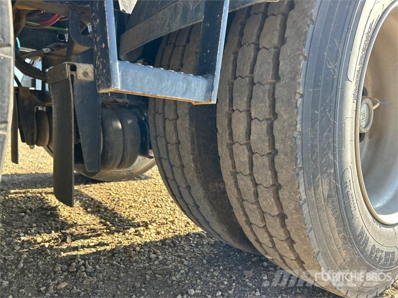 Arnes 374 TR Tri/A Sliding Trombone End Dump Trailer Remorque benne