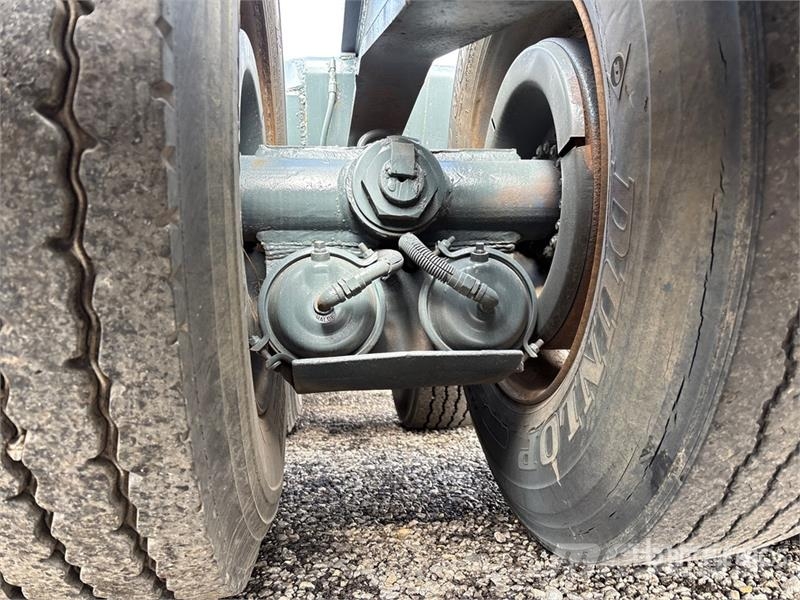 Arnes Lowboy 16 16-Wheel Lowboy Trailer Caricatore basso