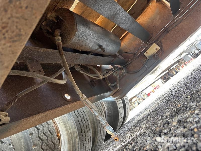 Arnes Lowboy 16 16-Wheel Lowboy Trailer Caricatore basso