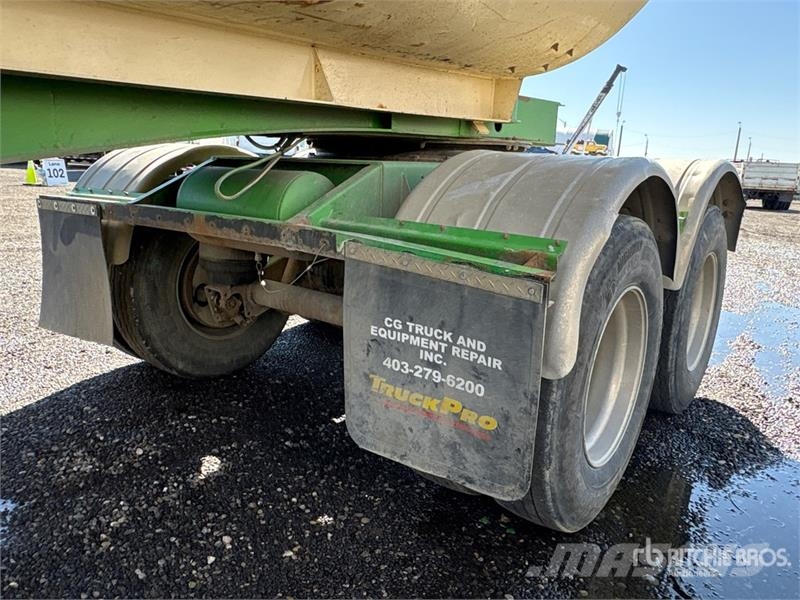 Arnes Quad/A Pup End Dump Trailer Reboques basculantes