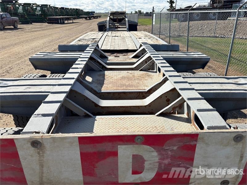 Arnes Tri/A Heavy Spec Lowboy Trailer Góndola de cama rebajada