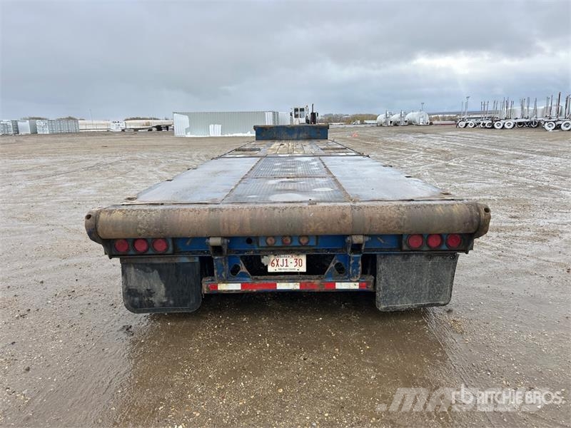 Arrow 40 t Tri/A 52 ft - 60 ft Extendable Trombone Step Low loaders