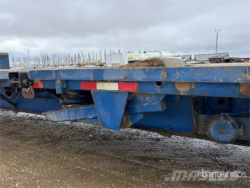 Arrow 40 t Tri/A 52 ft - 60 ft Extendable Trombone Step Low loaders