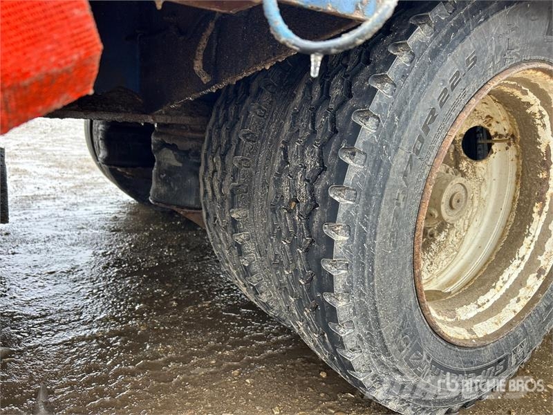 Arrow 40 t Tri/A 52 ft - 60 ft Extendable Trombone Step Low loaders