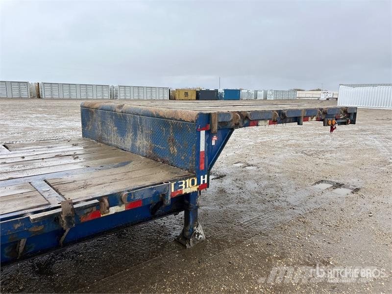 Arrow 40 t Tri/A 52 ft - 60 ft Extendable Trombone Step Low loaders