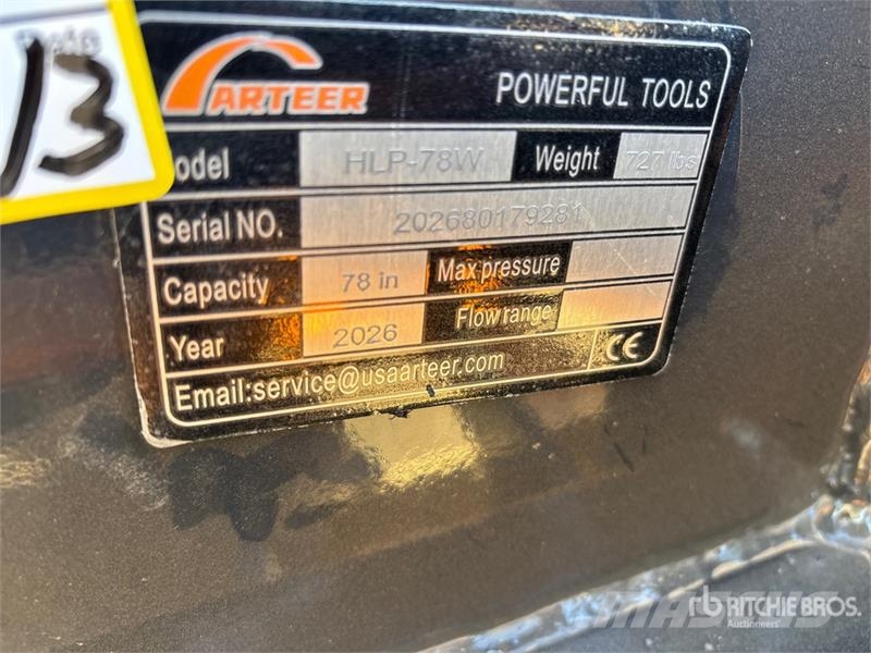 Arteer HLP-78W 78 in Hydraulic Skid Steer Landplane (Unus Field drags