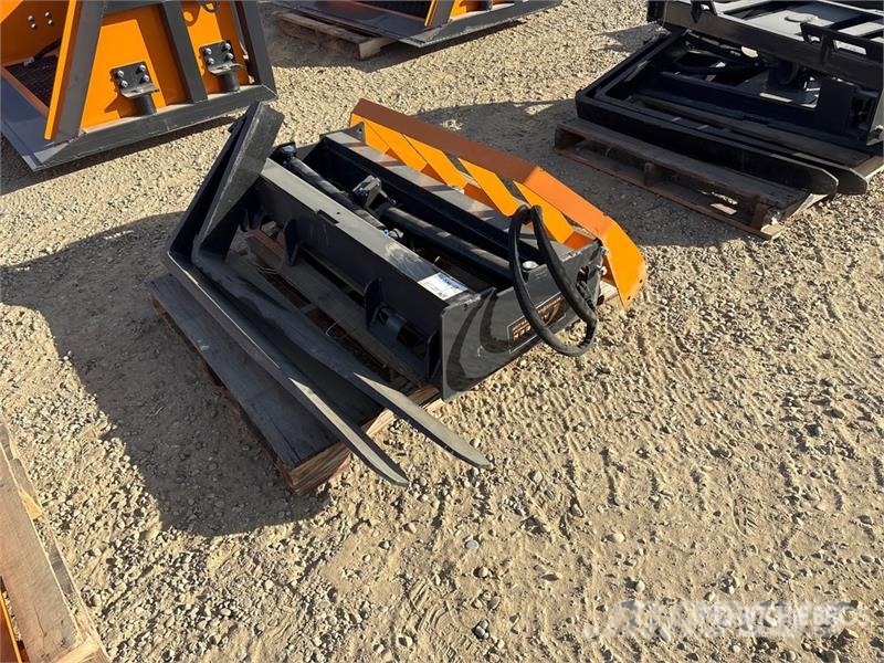 Arteer HPF-48L 48 in Hydraulic Skid Steer Forks (Unused) Forks