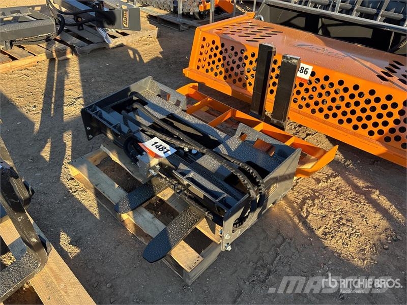 Arteer HPF-48L 48 in Hydraulic Skid Steer Forks (Unused) Gabeln