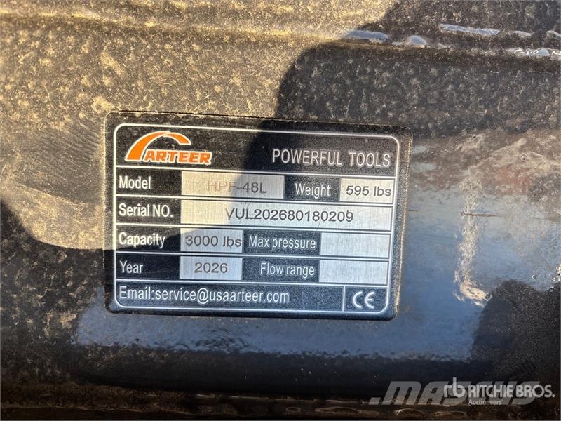 Arteer HPF-48L 48 in Hydraulic Skid Steer Forks (Unused) Gabeln