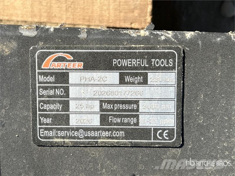Arteer PHA-2C-3 Skid Steer 3-Point Adapter 其他組件
