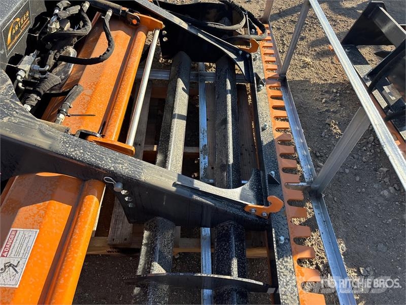 Arteer PRLP-84W 84 in Power Rake Skid Steer Landplane (Un Frangizolle