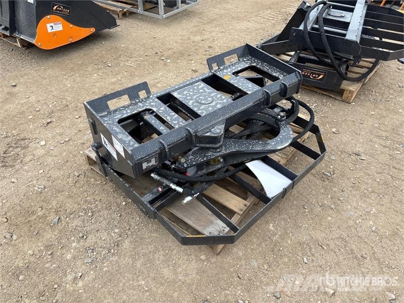 Arteer RPT-42L 42 in Rotating Hydraulic Skid Steer Forks  Forquilhas