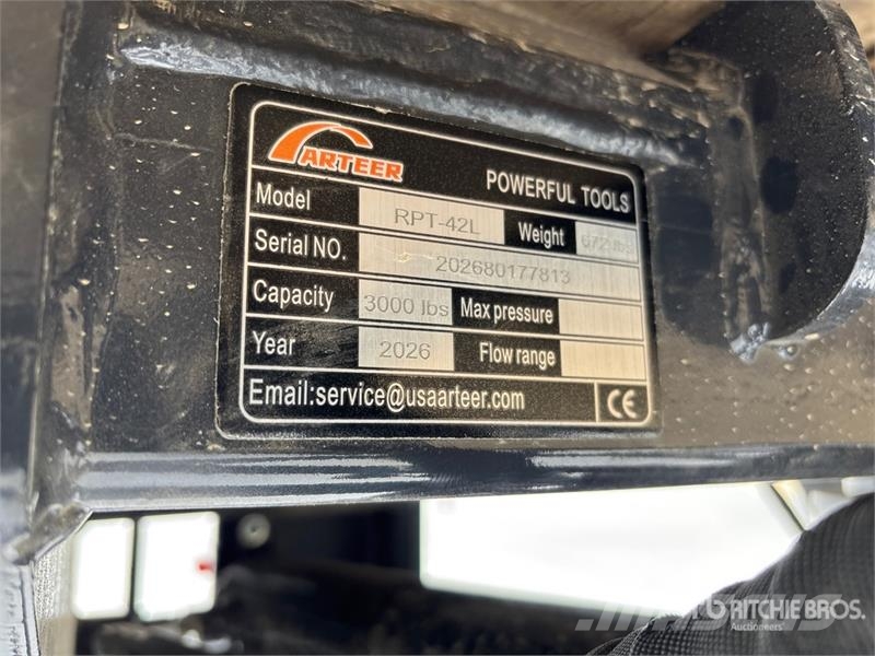 Arteer RPT-42L 42 in Rotating Hydraulic Skid Steer Forks  Forquilhas