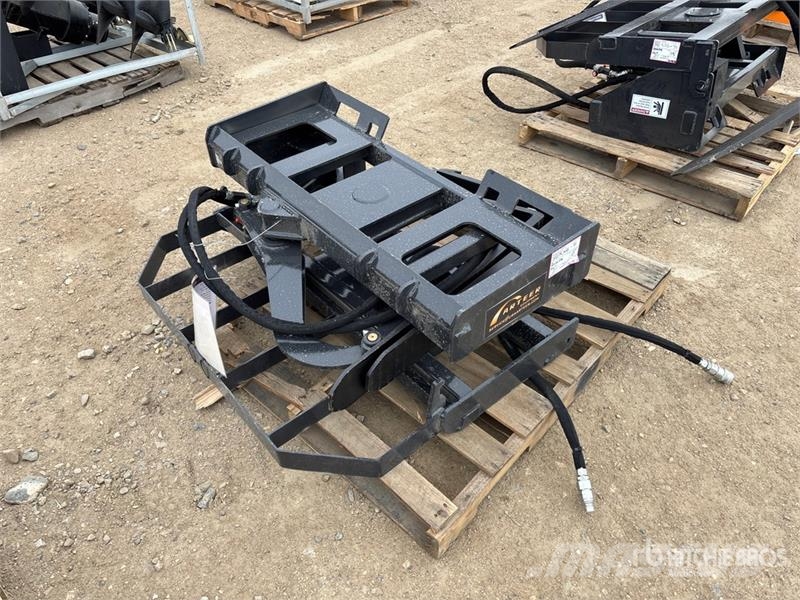 Arteer RPT-42L 42 in Rotating Hydraulic Skid Steer Forks Forquilhas