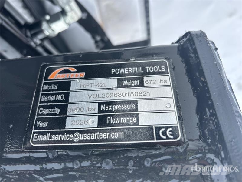 Arteer RPT-42L 60 in Rotating Hydraulic Skid Steer Forks Çatallar