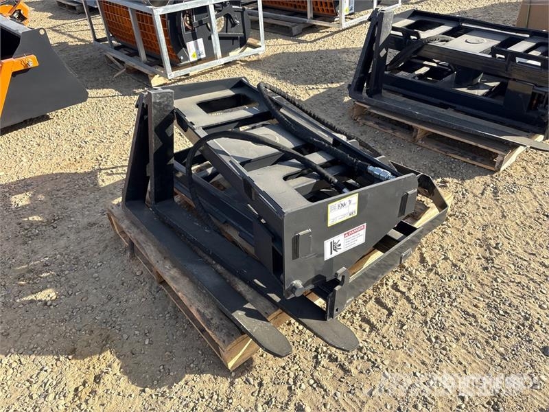 Arteer RPT-42L 60 in Rotating Hydraulic Skid Steer Forks Forks