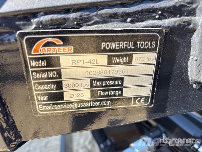 Arteer RPT-42L 60 in Rotating Hydraulic Skid Steer Forks  Паллетные вилы для фронтальных погрузчиков