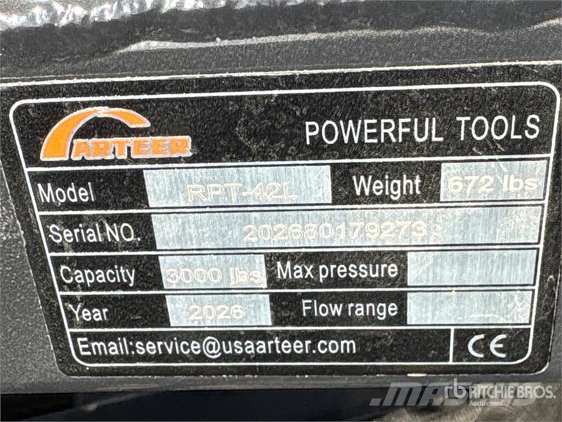 Arteer RPT-42L 60 in Rotating Hydraulic Skid Steer Forks Forks