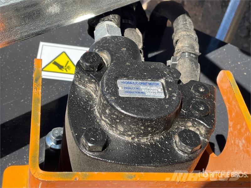 Arteer RT-72W 72 in Skid Steer Tiller (Unused) Grapa si pluguri rotative