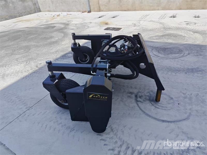 Arteer SSPR-72W 72 in Skid Steer Power Rake (Unused) Rakes and tedders