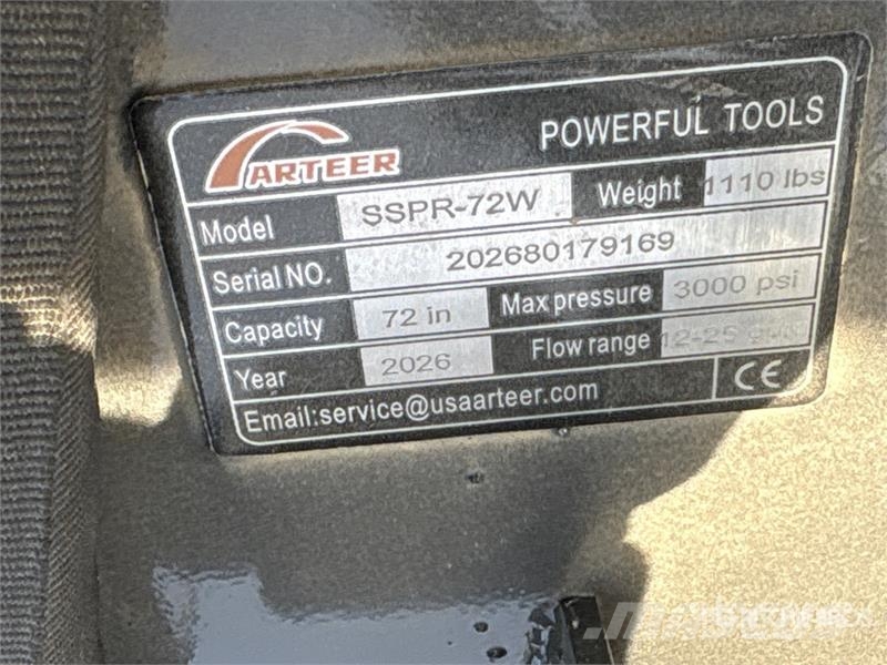 Arteer SSPR-72W 72 in Skid Steer Power Rake (Unused) Ancinhos e espalhadores de feno
