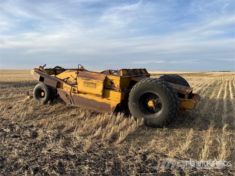 Ashland I-110 4 Tire Hydraulic Pull Scraper Schaber