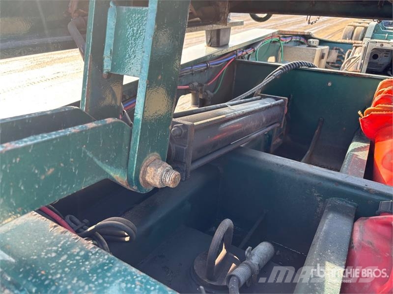 Aspen HG60-3 120000 lb Tri/A Removable Gooseneck Lowboy  平板拖车