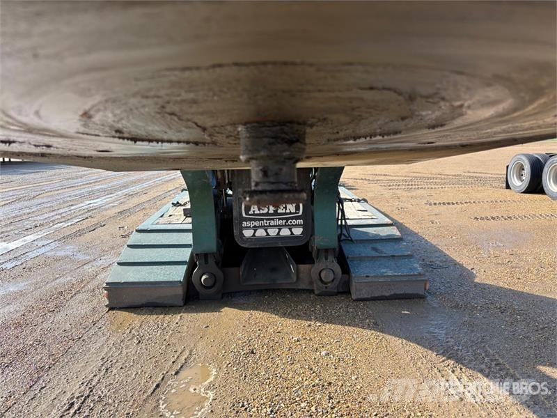 Aspen HG60-3 120000 lb Tri/A Removable Gooseneck Lowboy  平板拖车